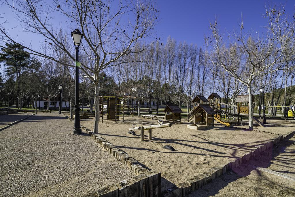Camping Caravaning Cuenca เกว็งกา ภายนอก รูปภาพ